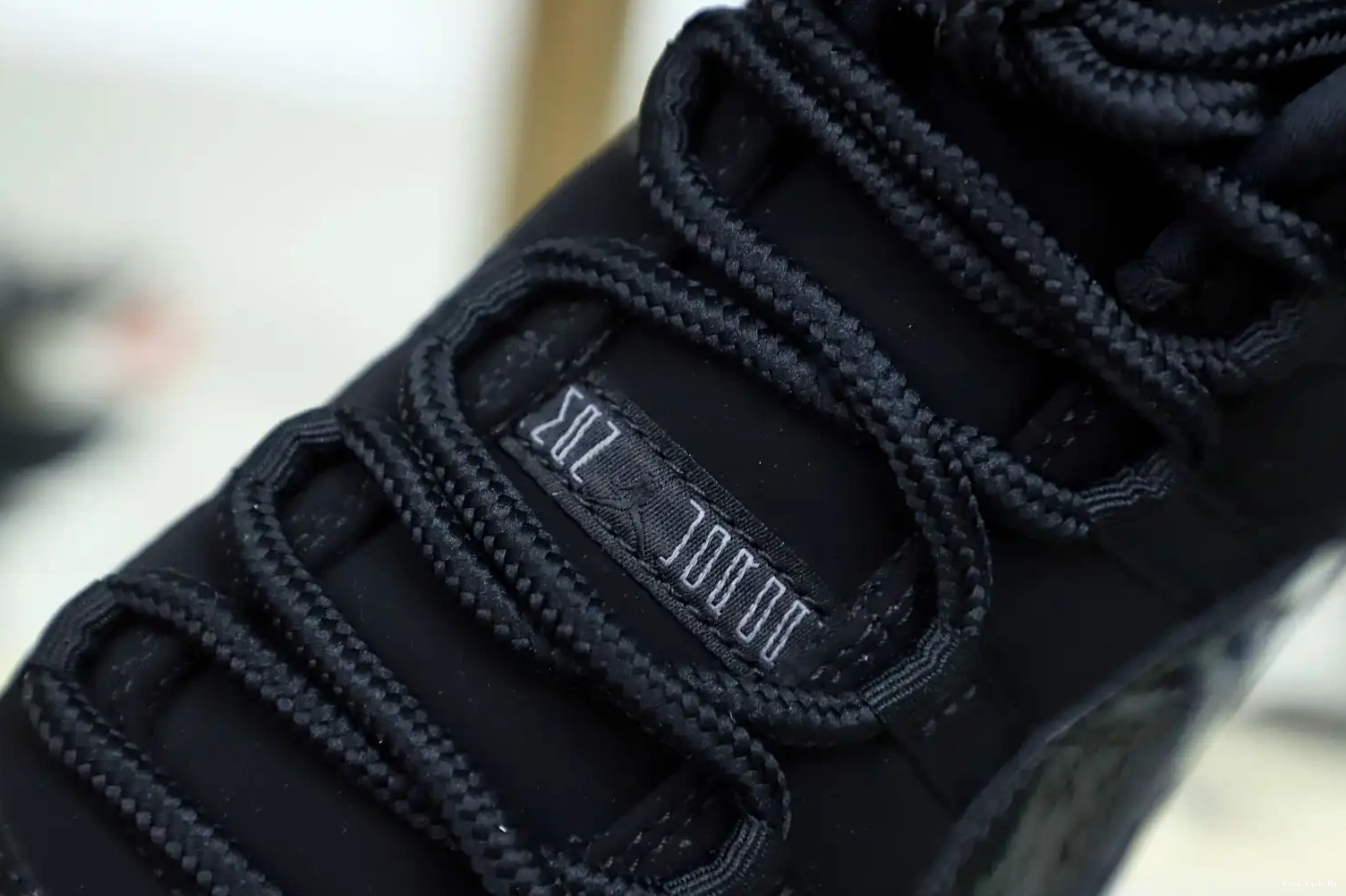 'CAP GOWN' AND RETRO JORDAN 11 AIR Kimikick 0707